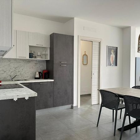 Residence Eucalyptus-San Remo-Free Parking Exteriör bild