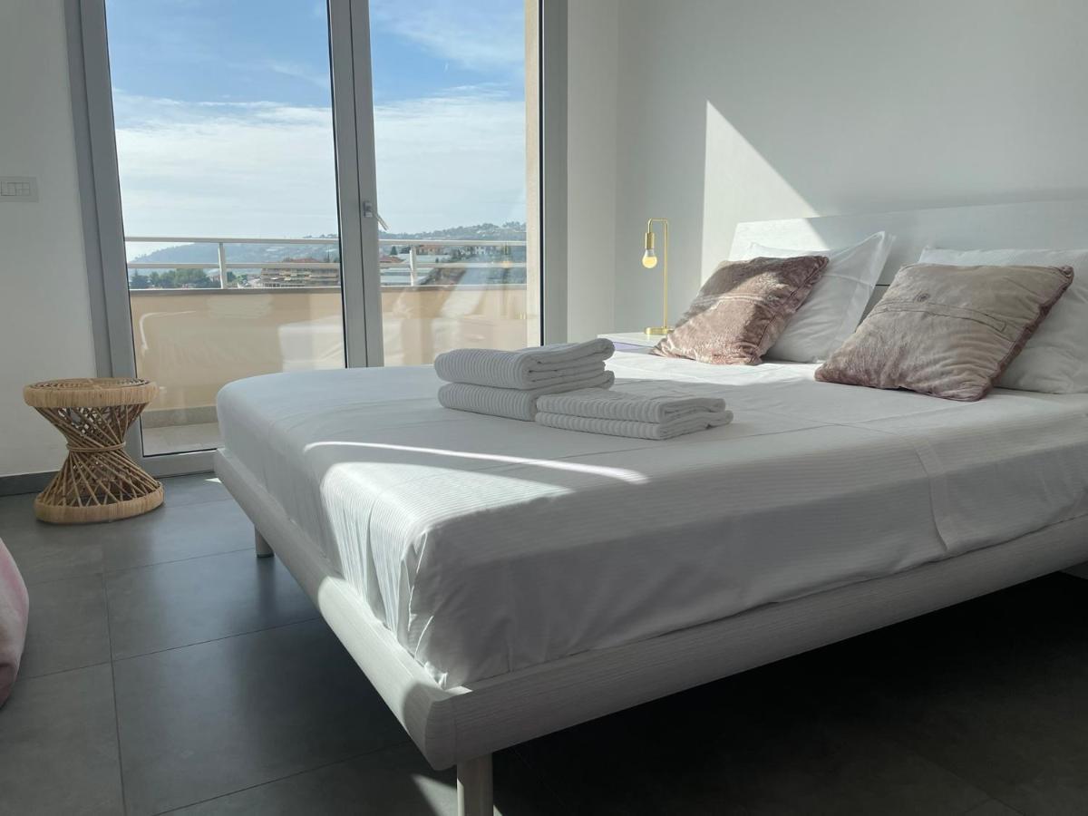 Residence Eucalyptus-San Remo-Free Parking Exteriör bild